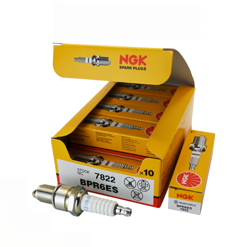 Motorcycle Spark Plug - Свечи зажигания NGK BPR6ES 7822 из